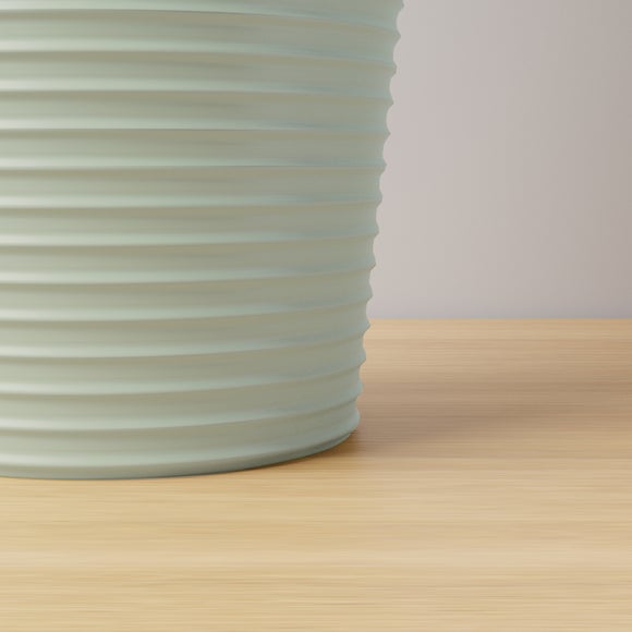 Carousel navigation image position 3 of 6