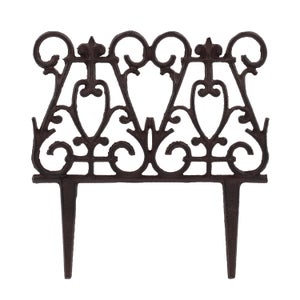Fallen Fruits Cast Iron Ornate Fleur De Lys Lawn Edging