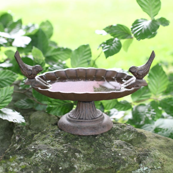 Fallen Fruits Traditional Cast Iron Bird Bath With 2 Birds