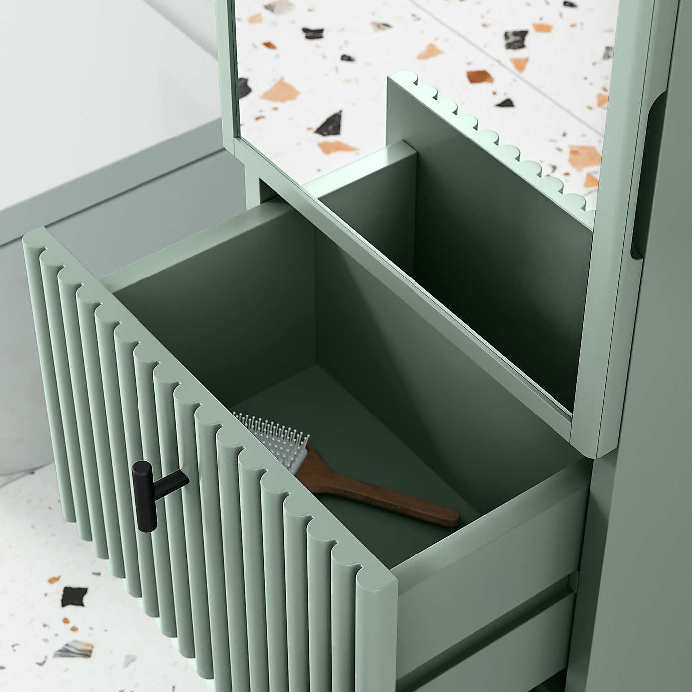 Carousel zoom image position 3 of 6