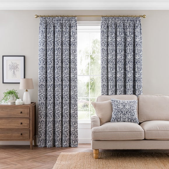 Carousel navigation image position 2 of 6