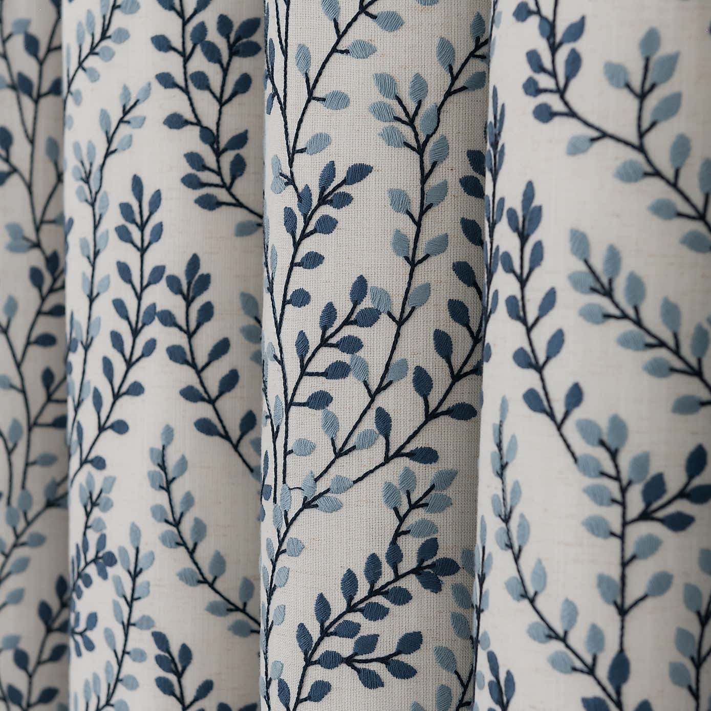 Carousel zoom image position 3 of 5