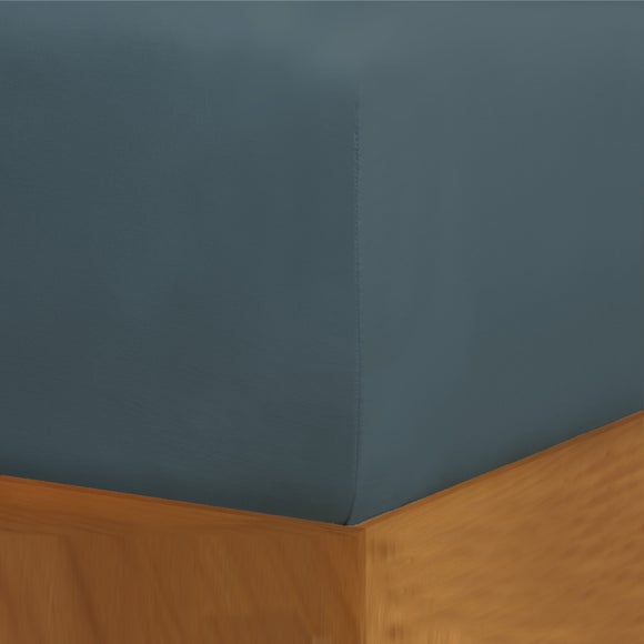 True Grip® 200 Thread Count Fitted Sheet