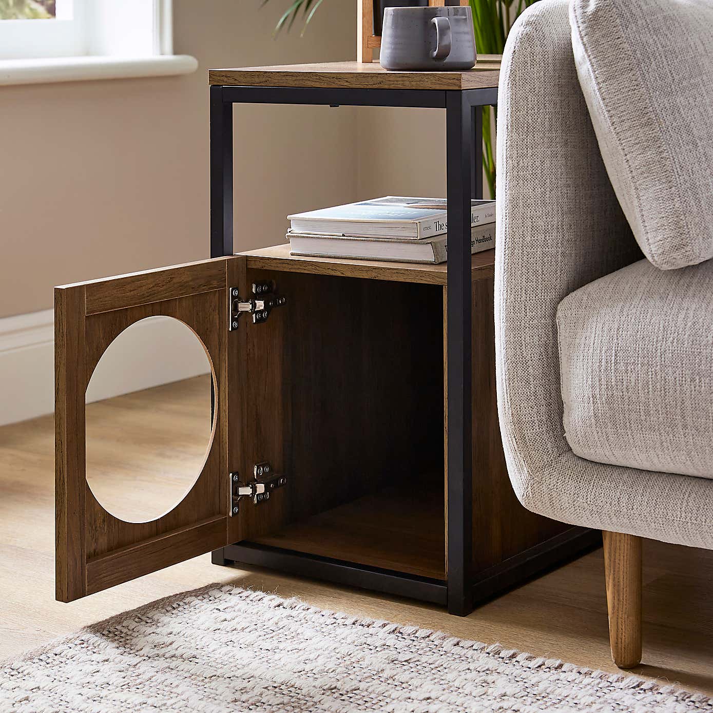 Carousel zoom image position 3 of 6