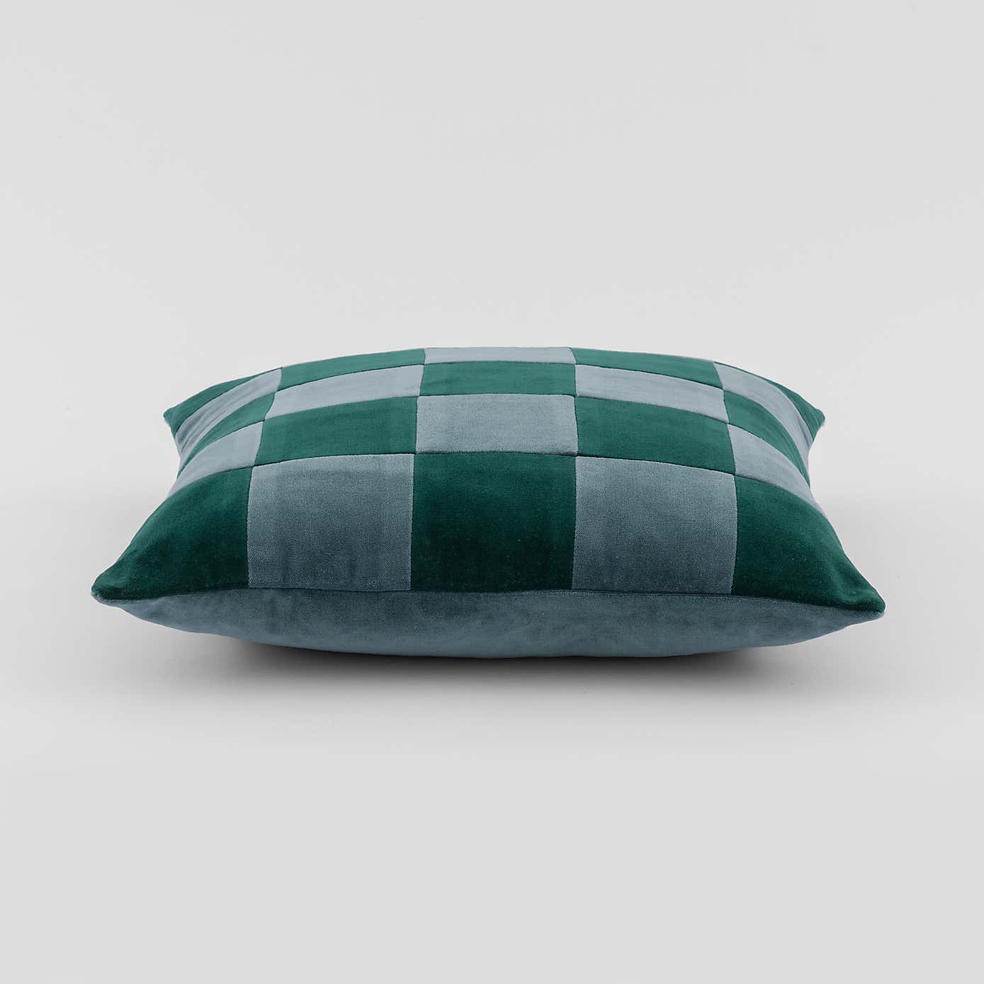 Carousel zoom image position 4 of 7