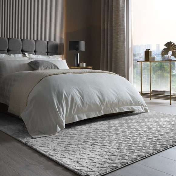 Sheen Geometric Luxe Rug