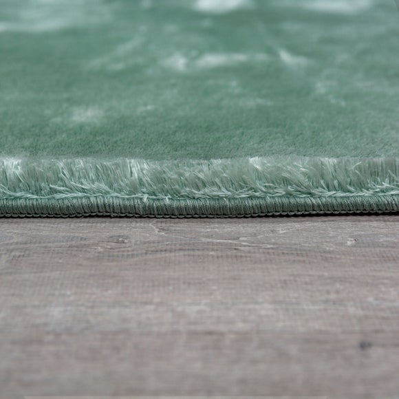 Carousel navigation image position 4 of 5