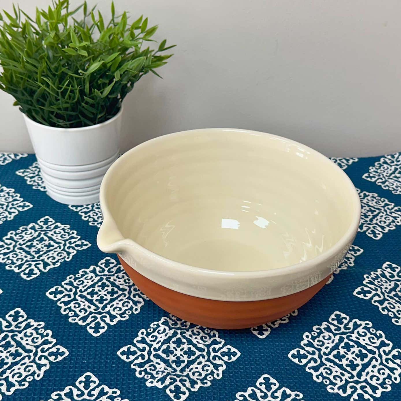 Carousel zoom image position 2 of 4