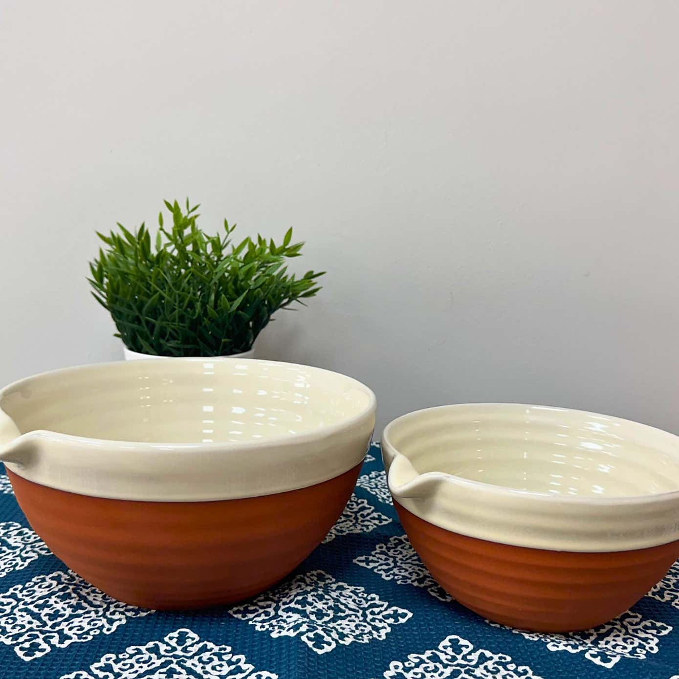 Carousel zoom image position 3 of 4