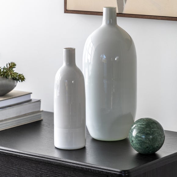 Carousel navigation image position 2 of 5