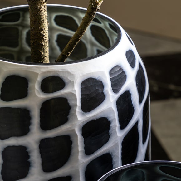 Carousel navigation image position 2 of 4