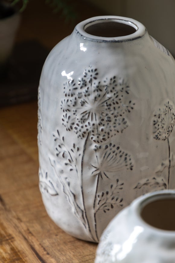 Carousel navigation image position 3 of 6