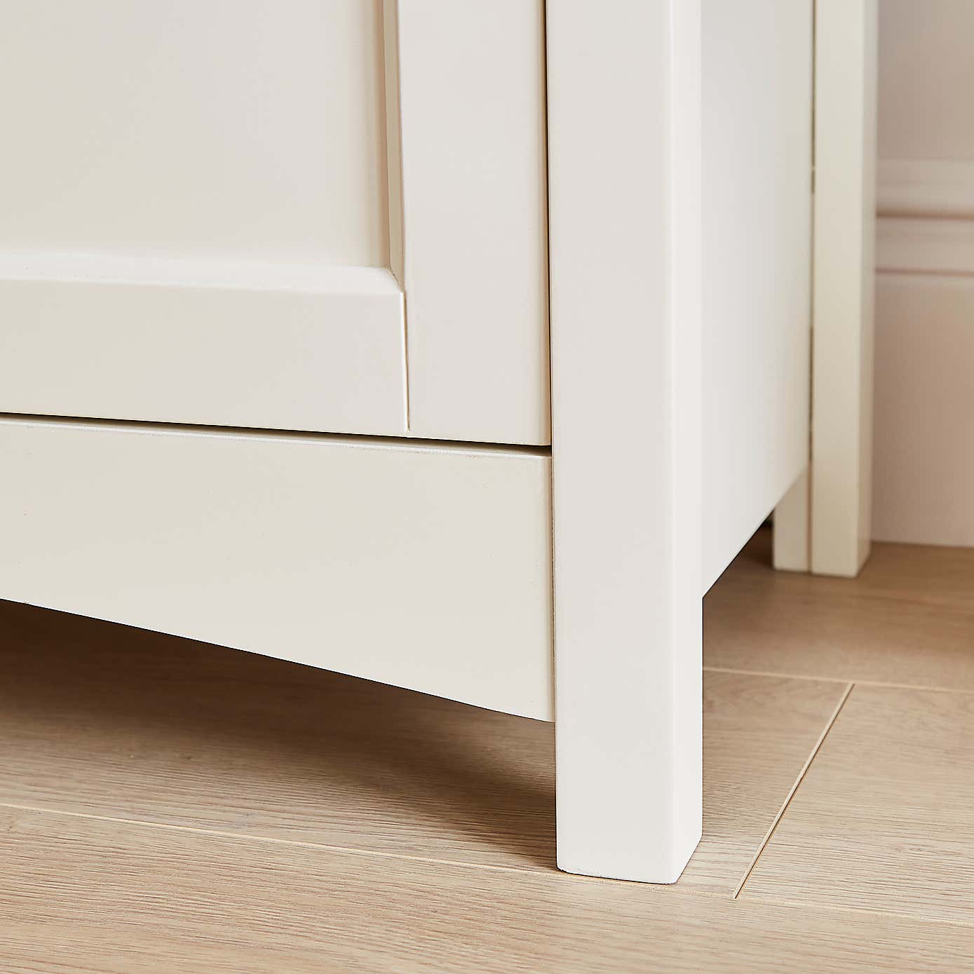 Carousel zoom image position 6 of 8