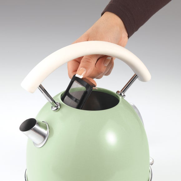 Carousel navigation image position 3 of 4