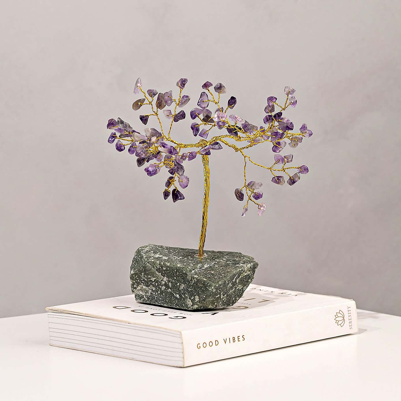 Carousel zoom image position 4 of 4