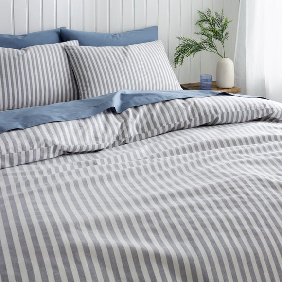 Carousel navigation image position 4 of 5