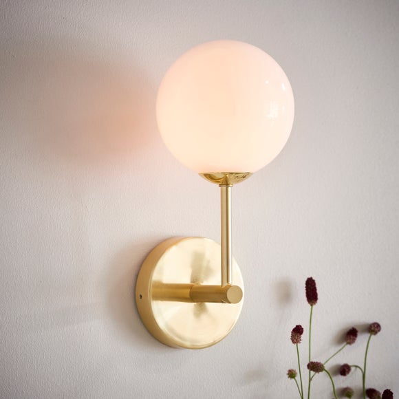 Return Vogue Hartwell Wall Light