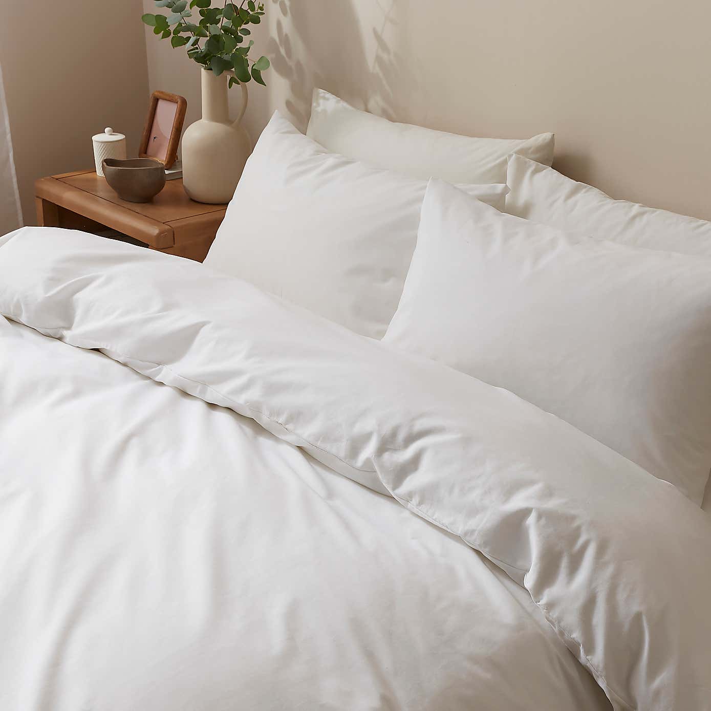 Carousel zoom image position 4 of 5