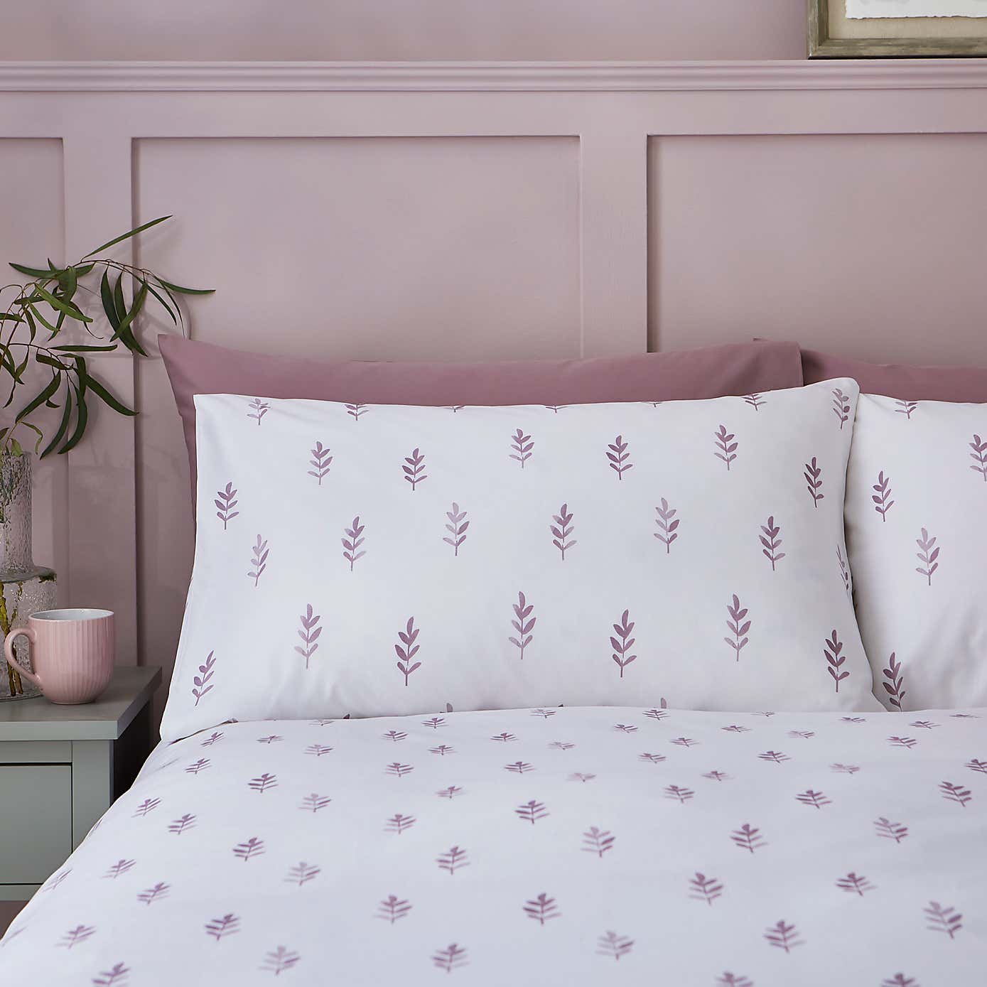 Carousel zoom image position 2 of 5