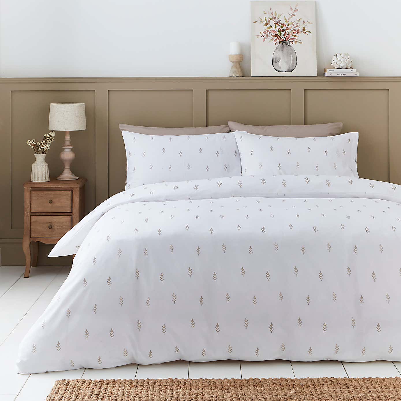 Carousel zoom image position 3 of 7