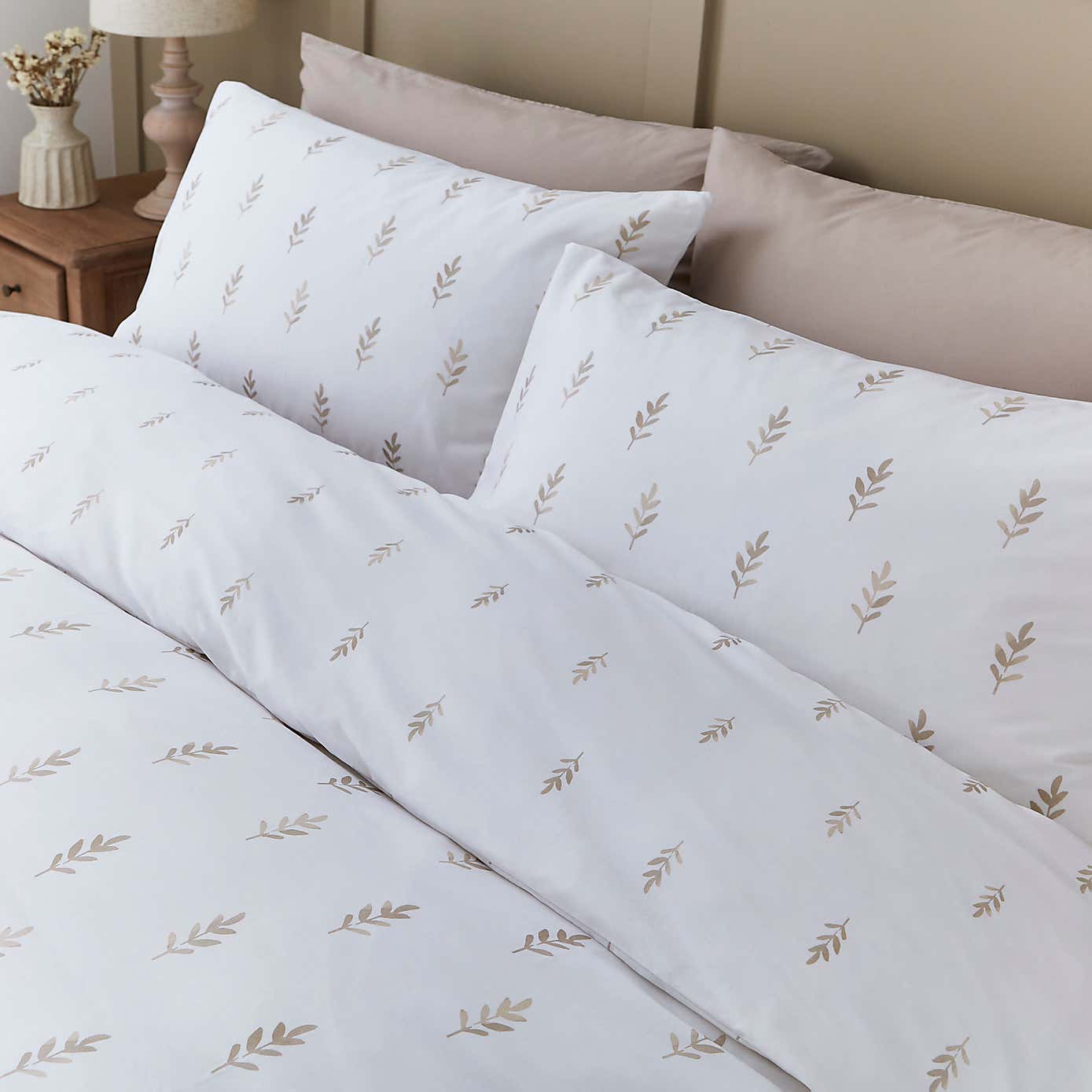 Carousel zoom image position 7 of 7