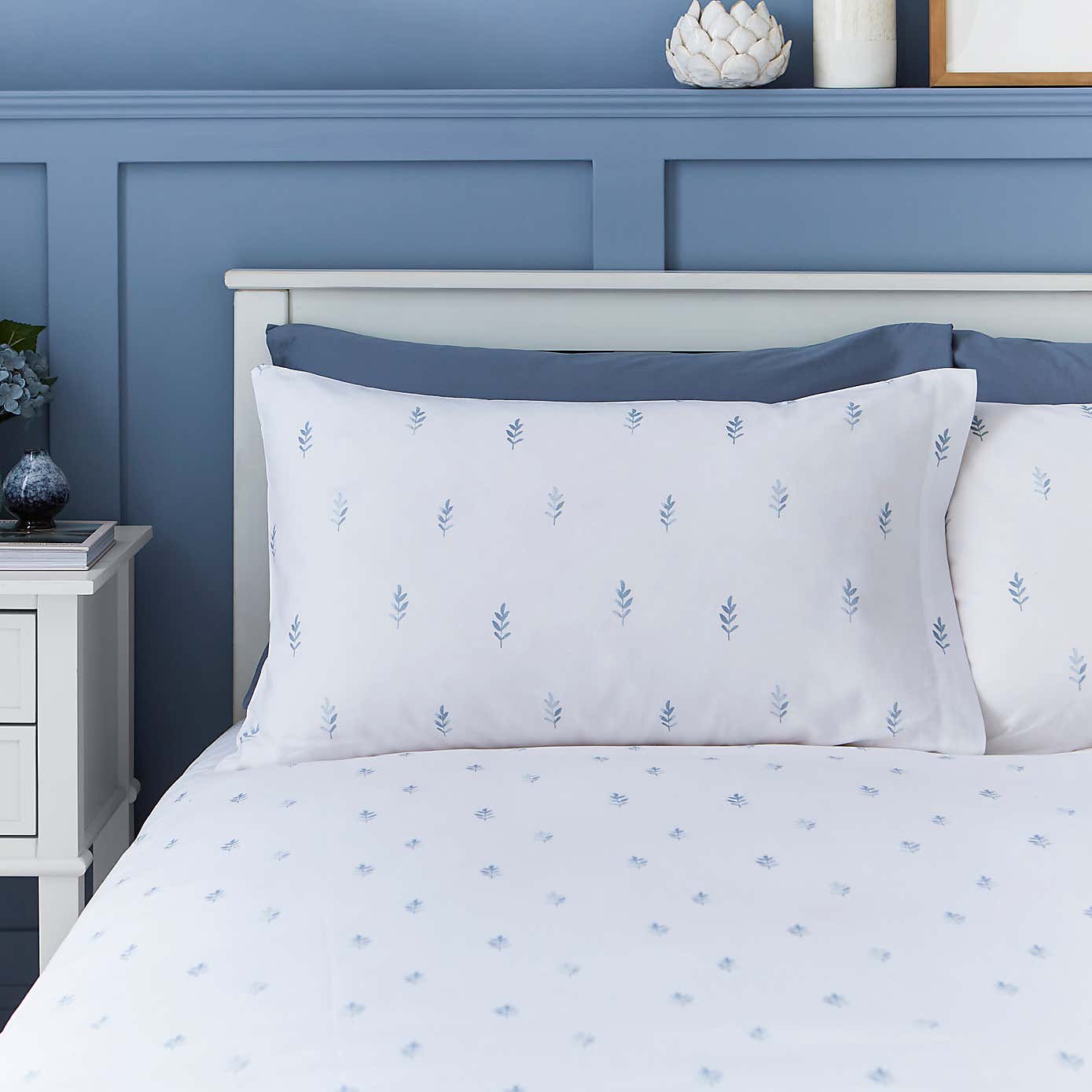 Carousel zoom image position 4 of 7