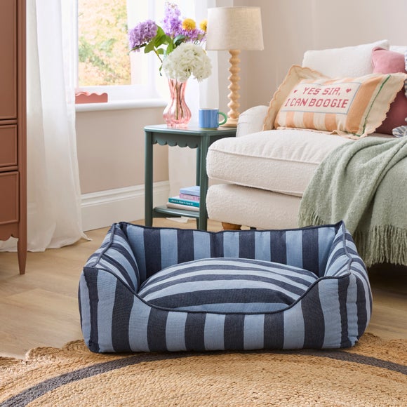 Carousel navigation image position 4 of 5