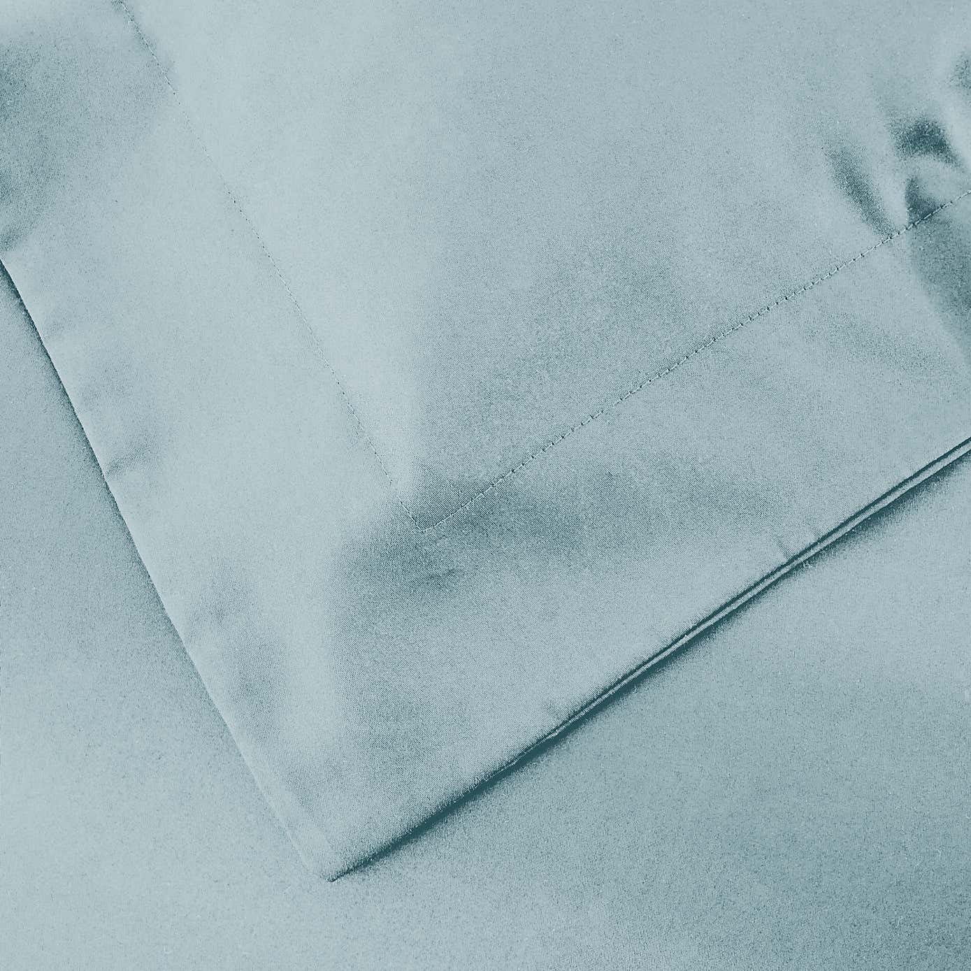 Carousel zoom image position 2 of 3