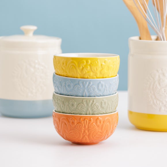 Click to view product details and reviews for Mason Cash Set Of 4 Home To Roost Mini Bowls.