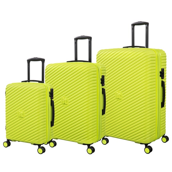 IT Luggage Set of Three Pleating Hard Shell Suitcases