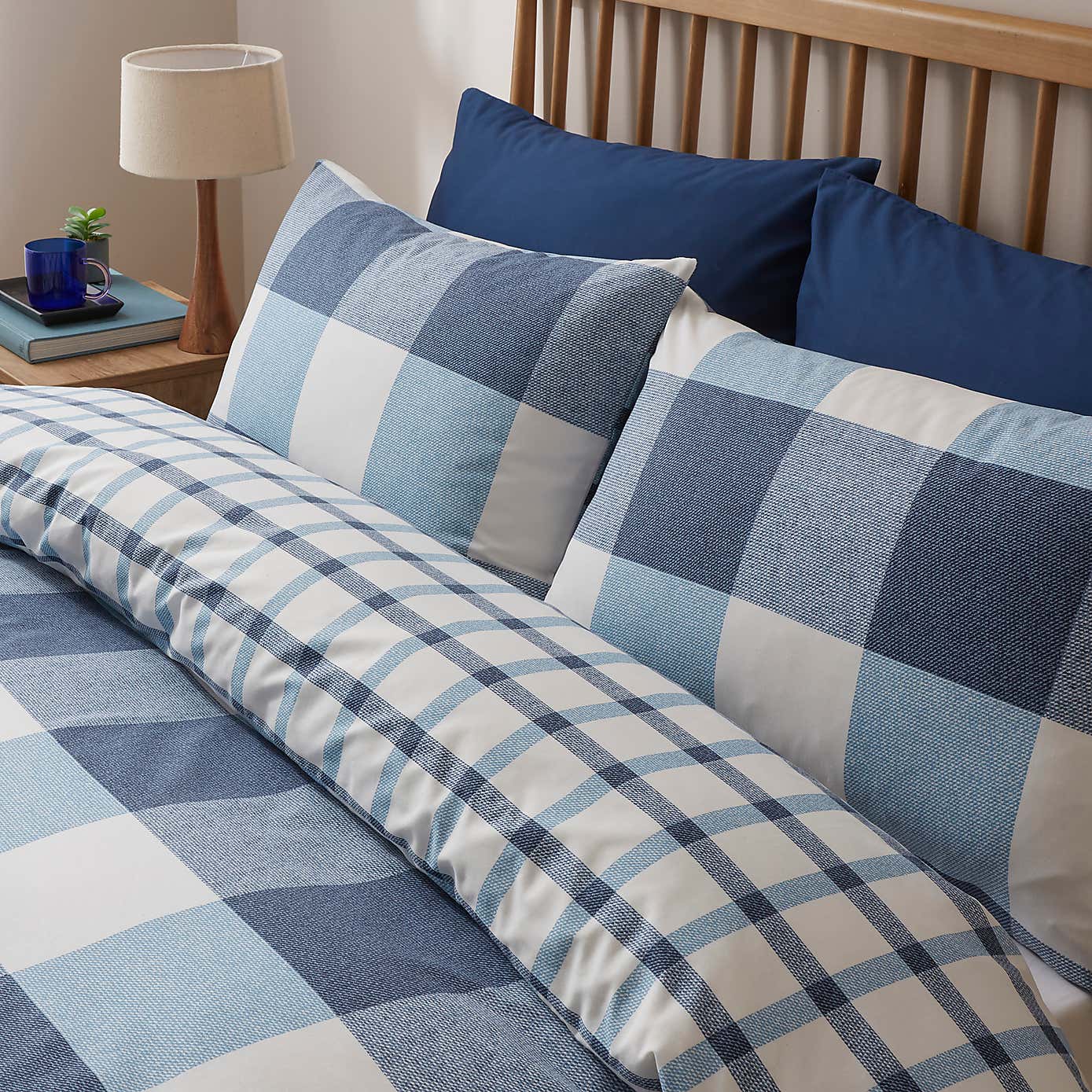 Carousel zoom image position 7 of 8