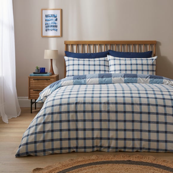 Carousel navigation image position 3 of 8