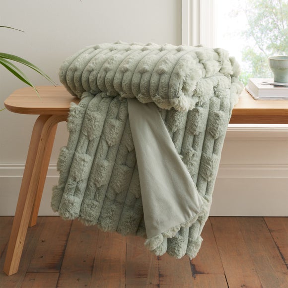 View Bianca So Soft Carved Faux Fur Throw Blanket 150cm X 200cm View Bianca So Soft Carved Faux Fur Throw Blanket 150cm X 200cm