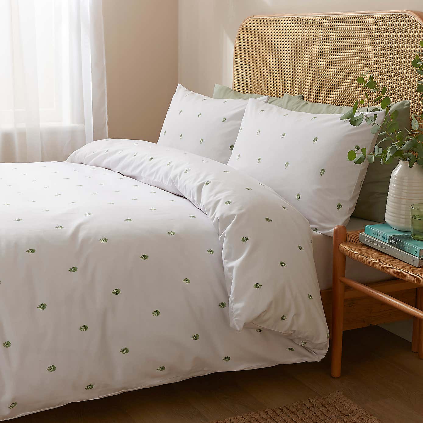 Carousel zoom image position 5 of 5