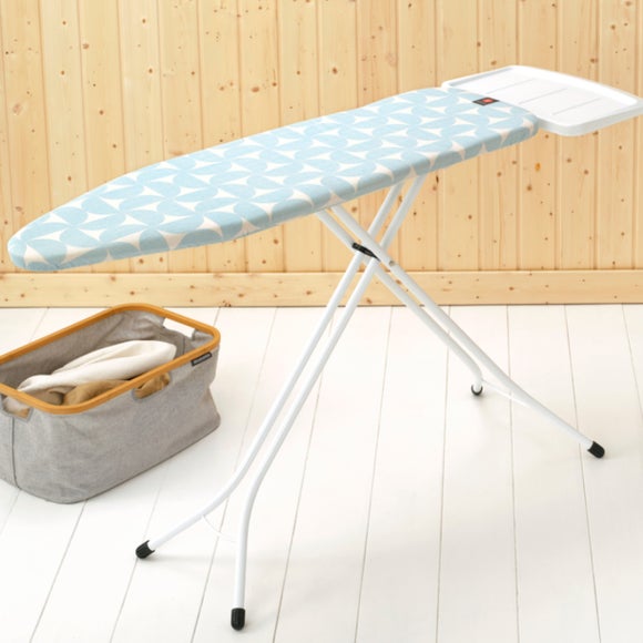 Carousel navigation image position 2 of 3