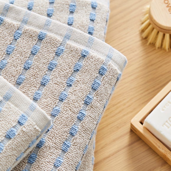 Carousel navigation image position 2 of 3