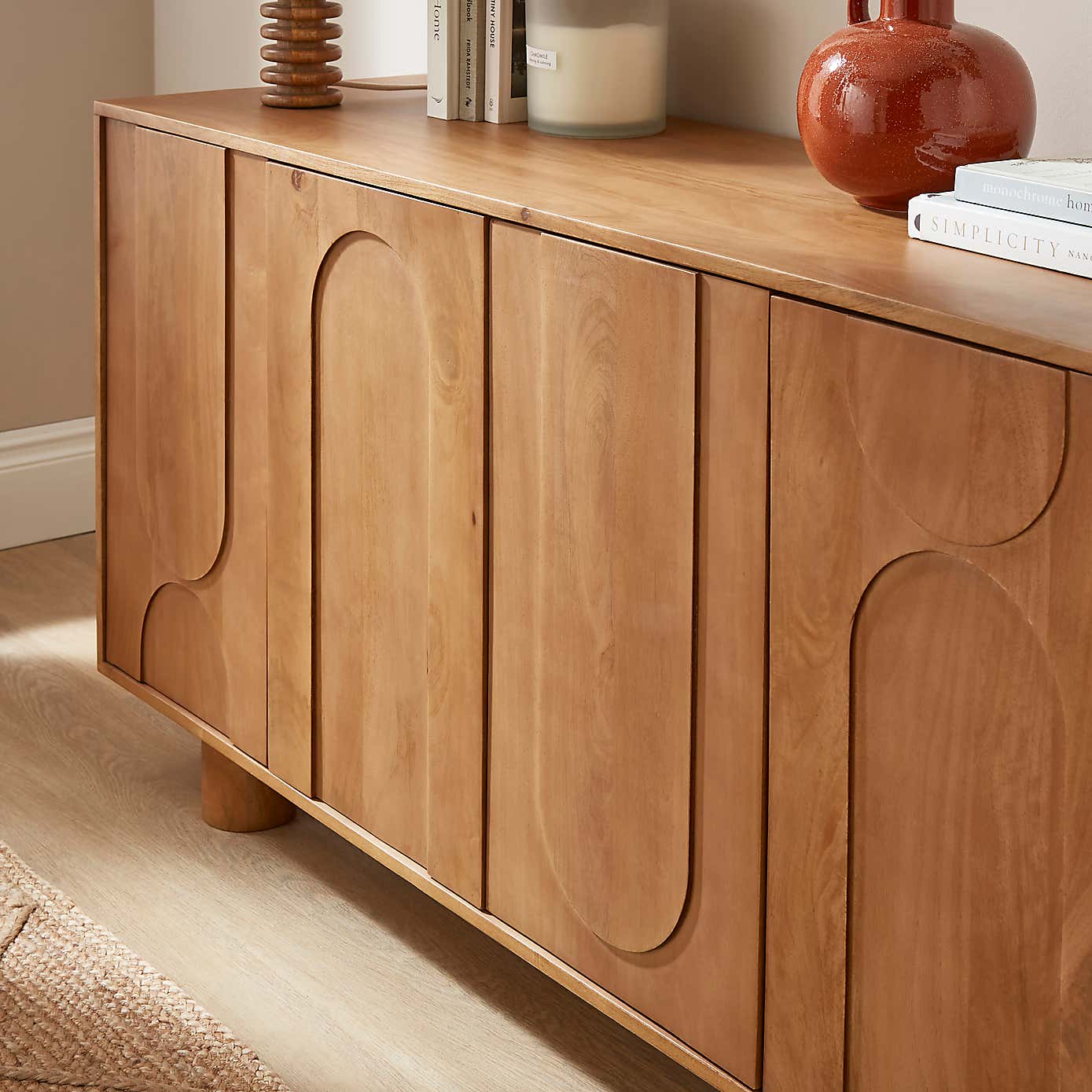 Carousel zoom image position 3 of 7