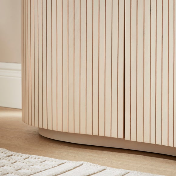 Carousel navigation image position 4 of 7