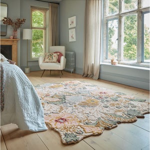 Daphne Floral Shaped Wool Rug