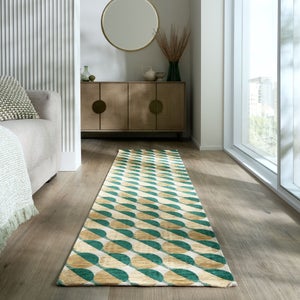 Carlos Geometric Circles Runner