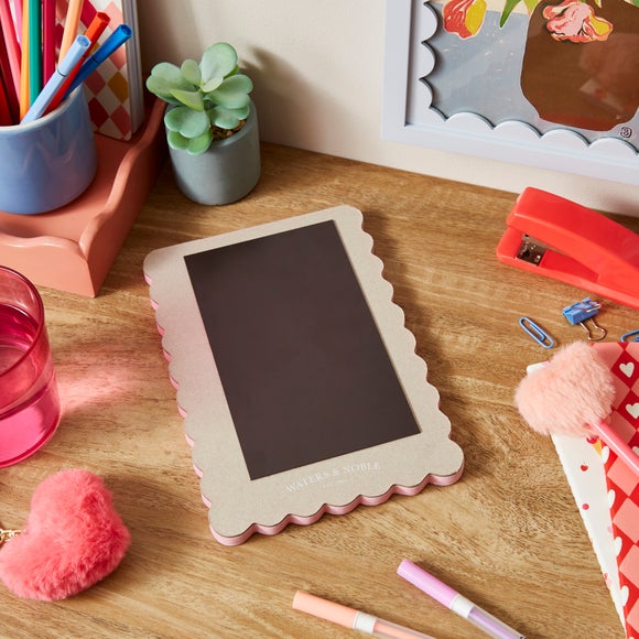 Carousel navigation image position 2 of 3