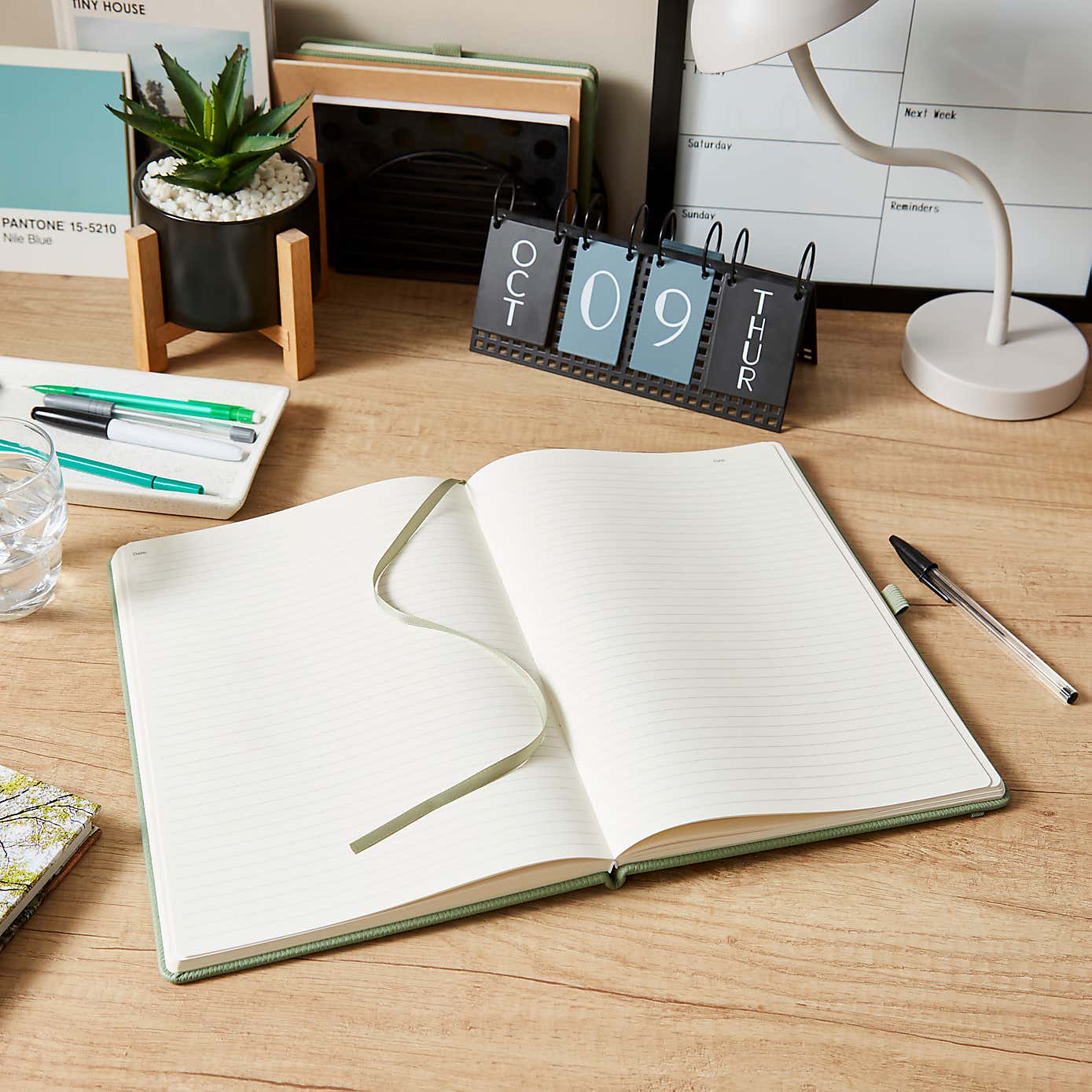 Carousel zoom image position 2 of 4