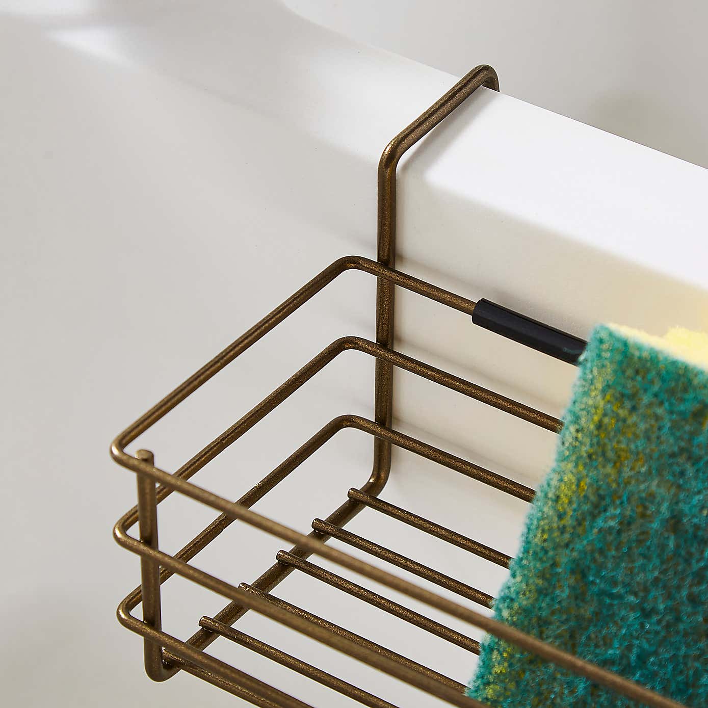 Carousel zoom image position 2 of 3