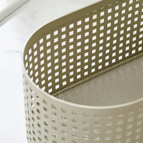 Carousel navigation image position 2 of 3