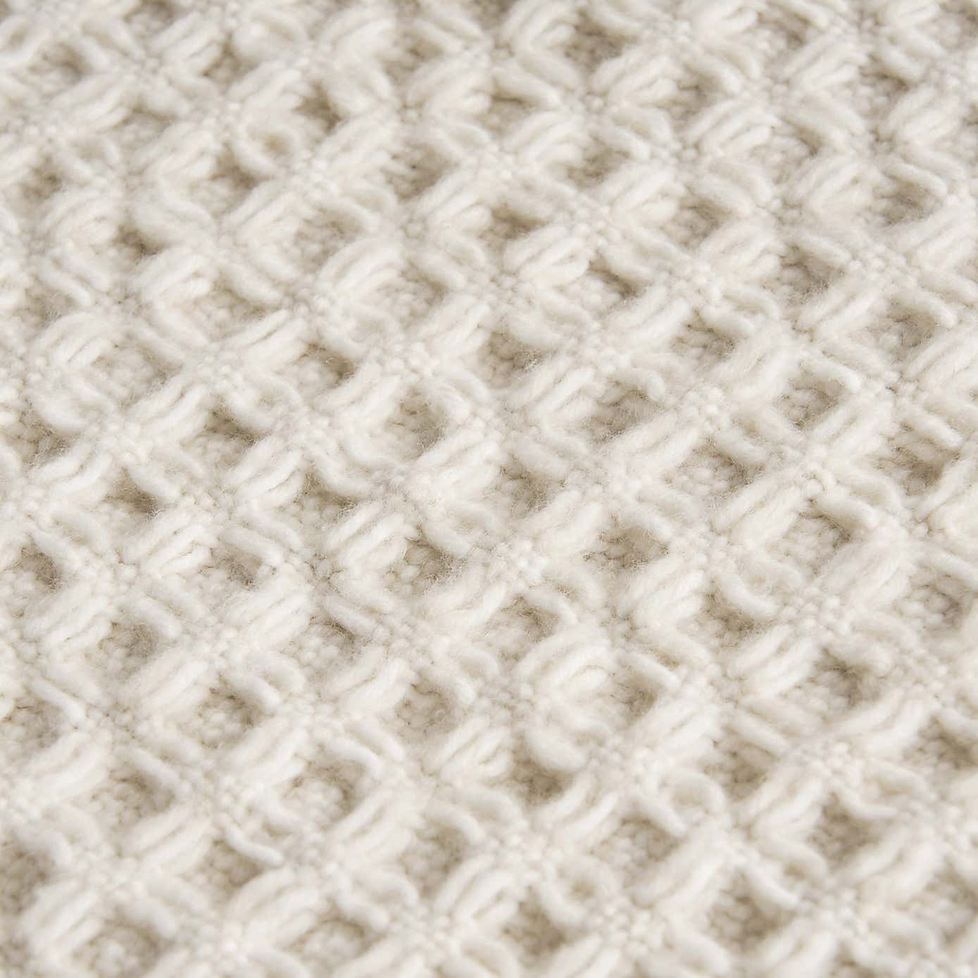 Carousel zoom image position 2 of 6