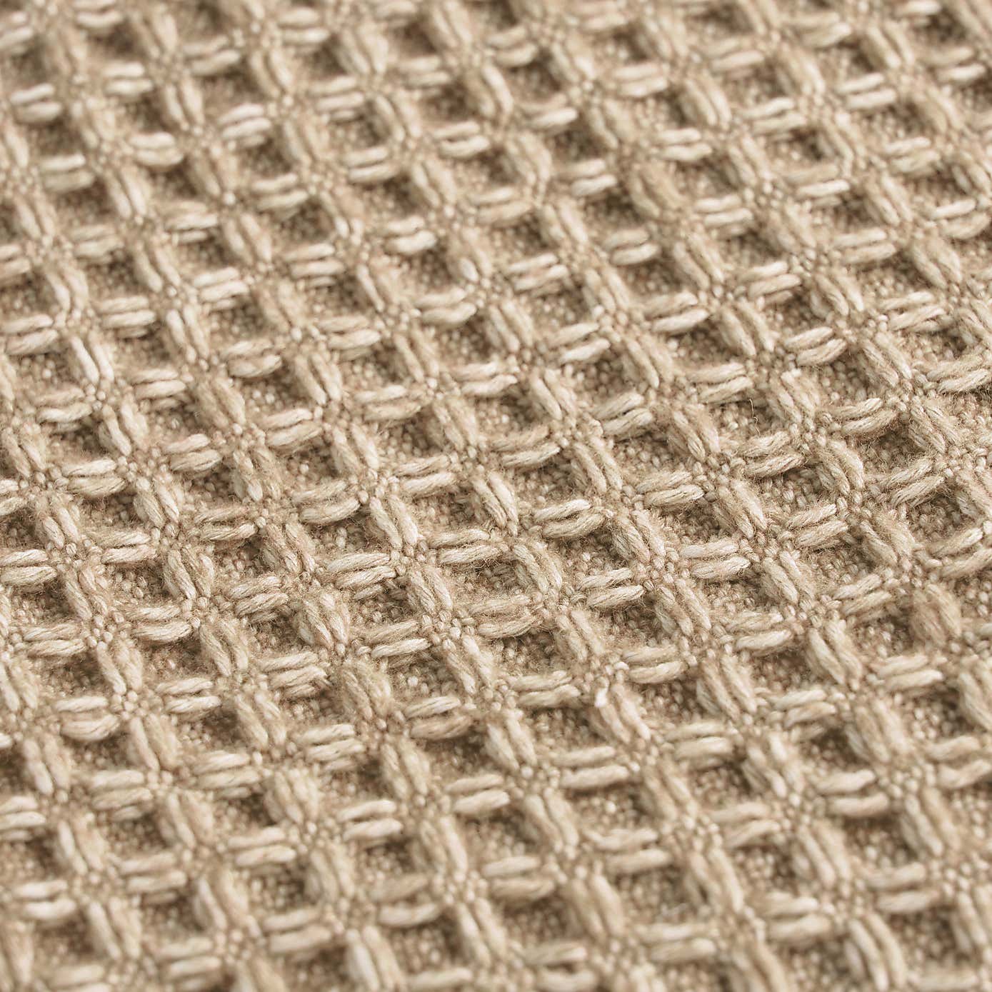 Carousel zoom image position 2 of 6