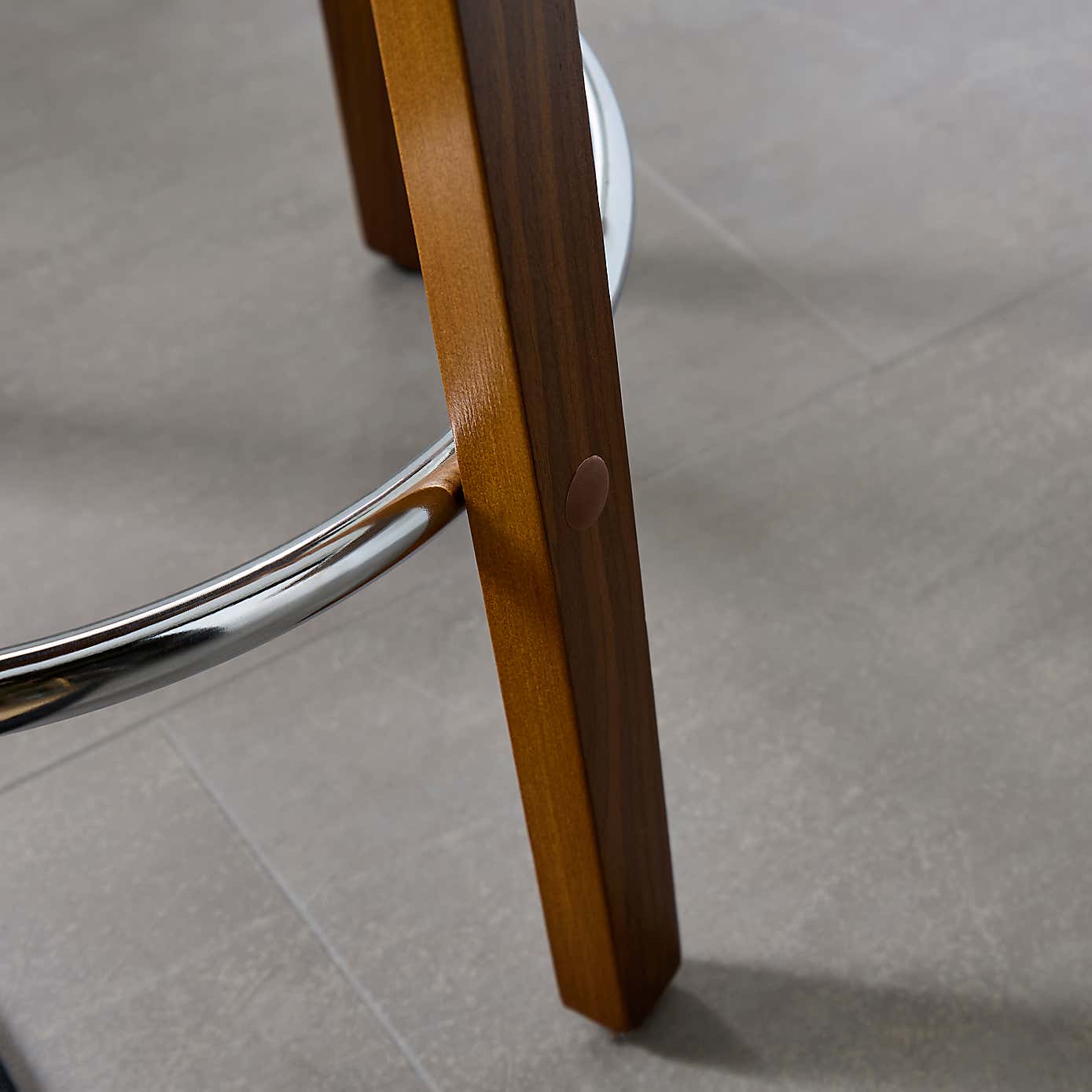 Carousel zoom image position 4 of 9