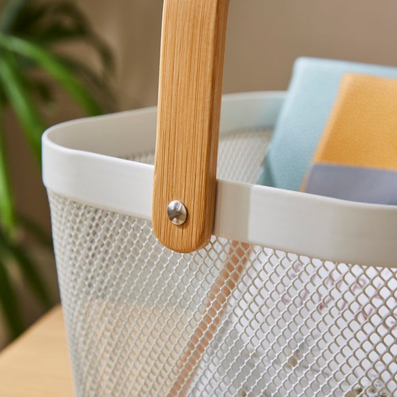 Carousel navigation image position 2 of 3