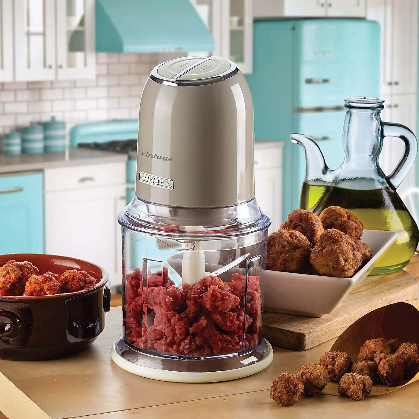 Carousel zoom image position 1 of 4