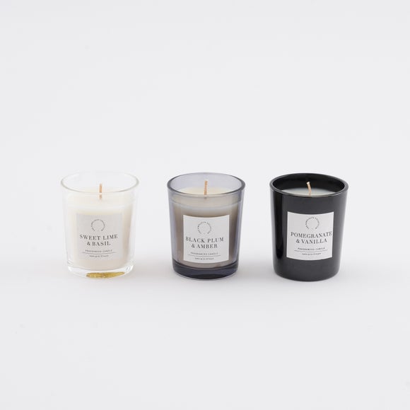 Carousel navigation image position 3 of 4